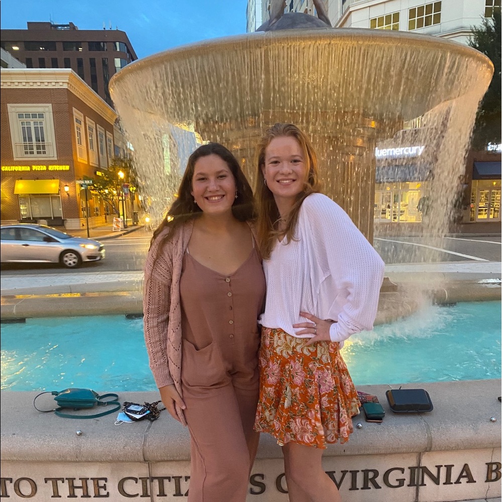 Meet your Posher, Lila